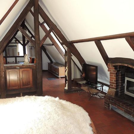 Le Manoir De Goliath Appartement Toutainville Kamer foto