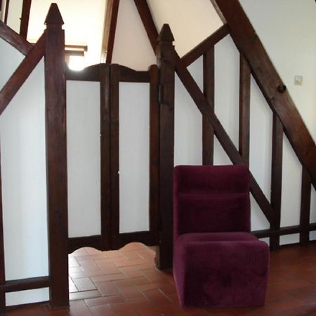 Le Manoir De Goliath Appartement Toutainville Kamer foto