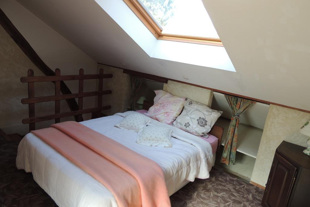 Le Manoir De Goliath Appartement Toutainville Kamer foto