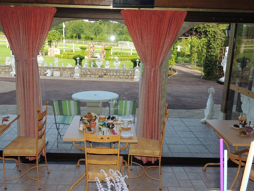 Le Manoir De Goliath Appartement Toutainville Buitenkant foto